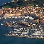 Modern - Les Pieds Dans L'eau - Saint-tropez 4 Apartament Cogolin